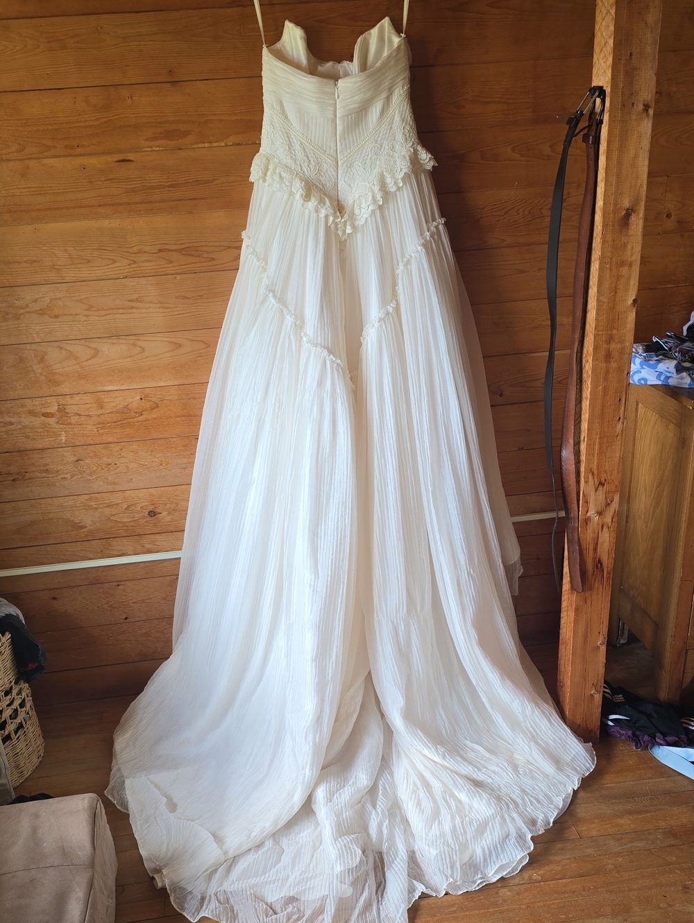 Rue De Seine Aimery Wedding Gown Size 14 (US10) - Picture 8 of 11